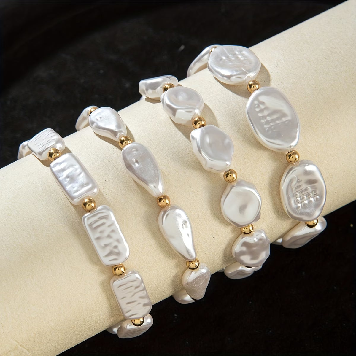 Ensemble de 4 bracelets à perles statement