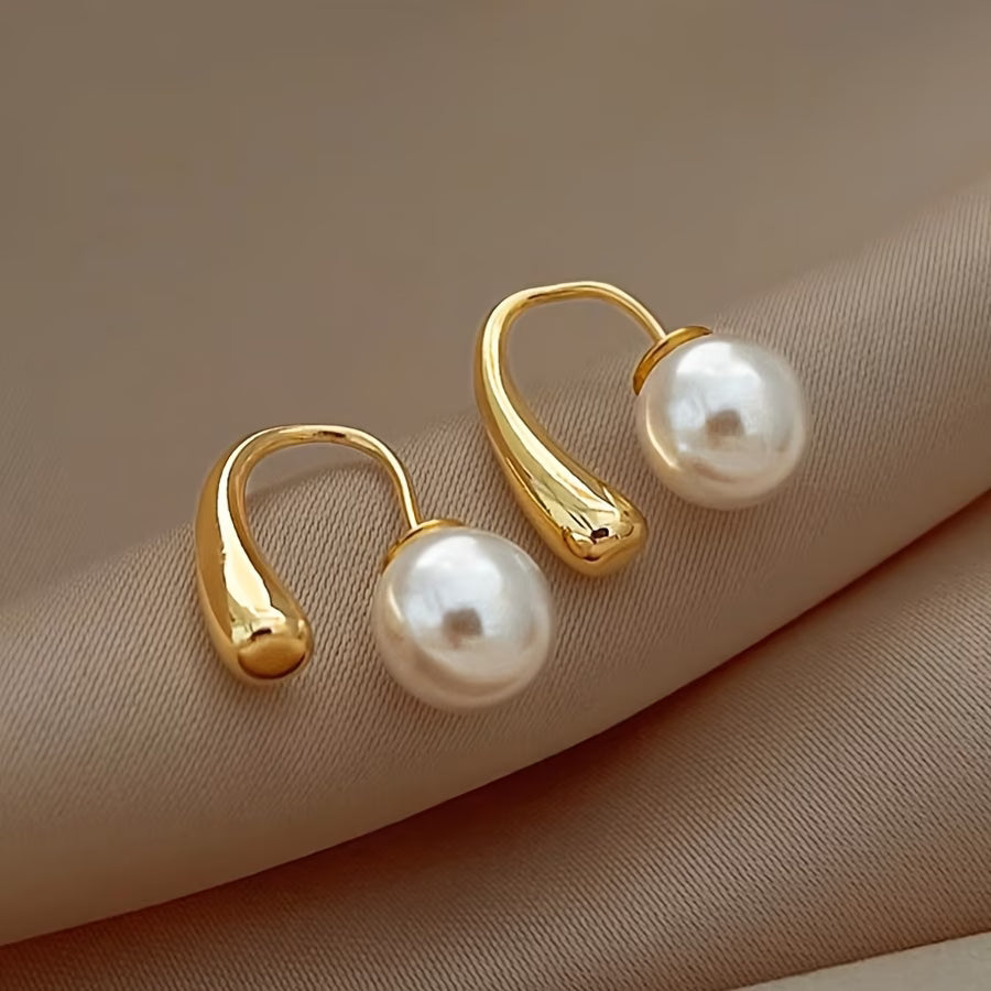 Boucles d'oreilles minimalistes à perles arquées