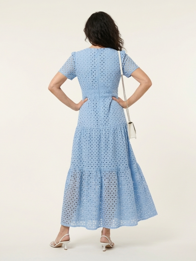 Brielle | Robe midi à manches courtes avec décolleté en V