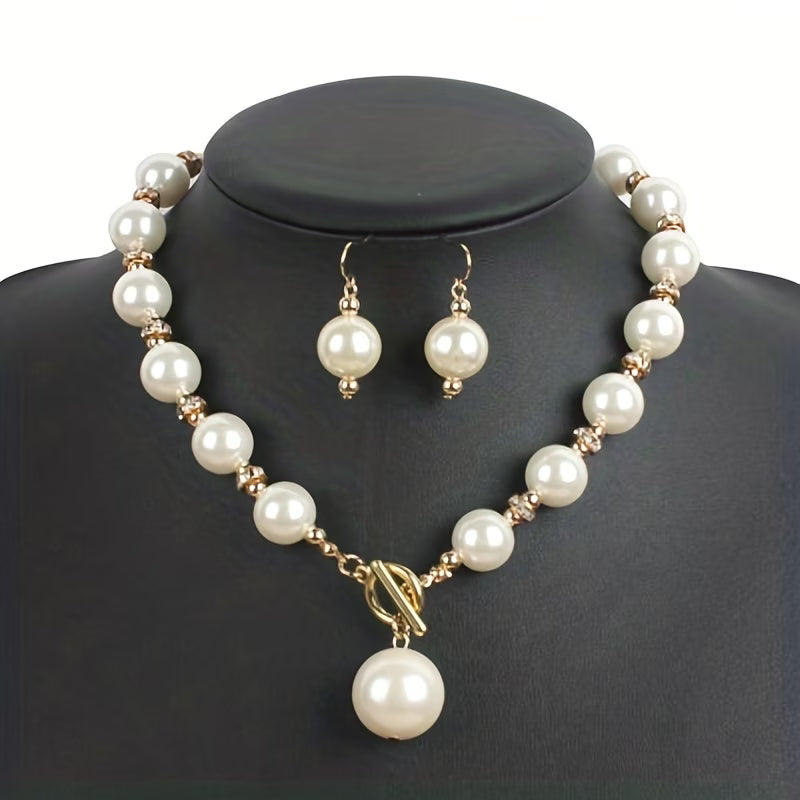 Ensemble de colliers de perles massives