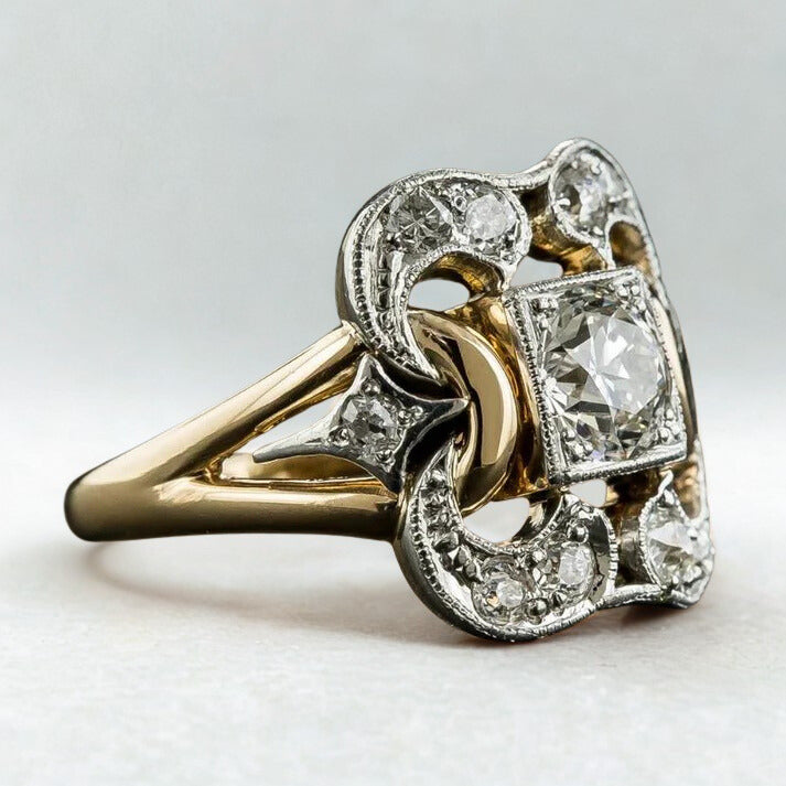 Bague vintage en or avec pierres de zirconium
