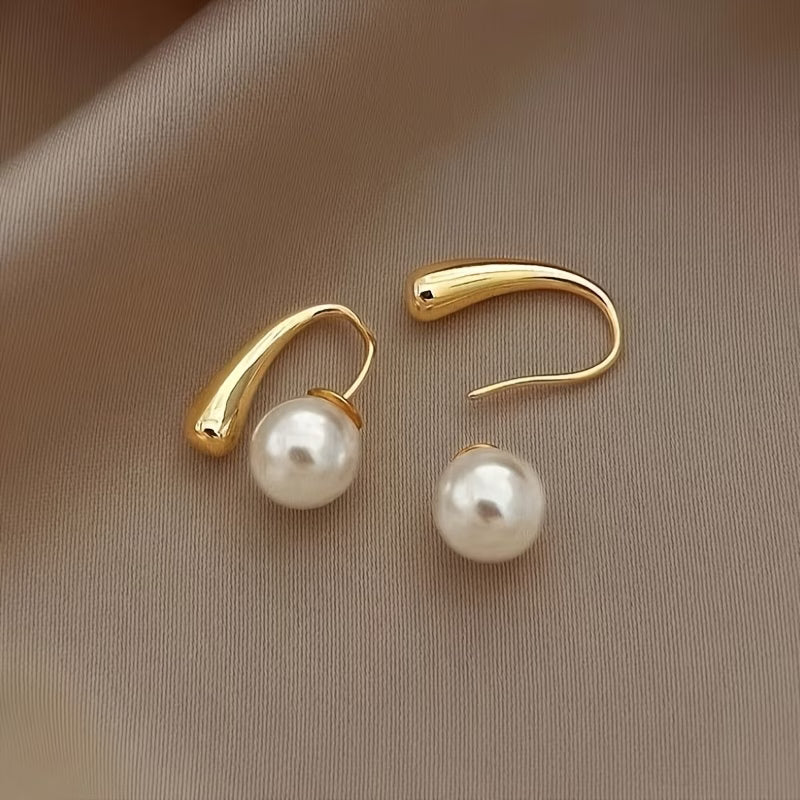 Boucles d'oreilles minimalistes à perles arquées