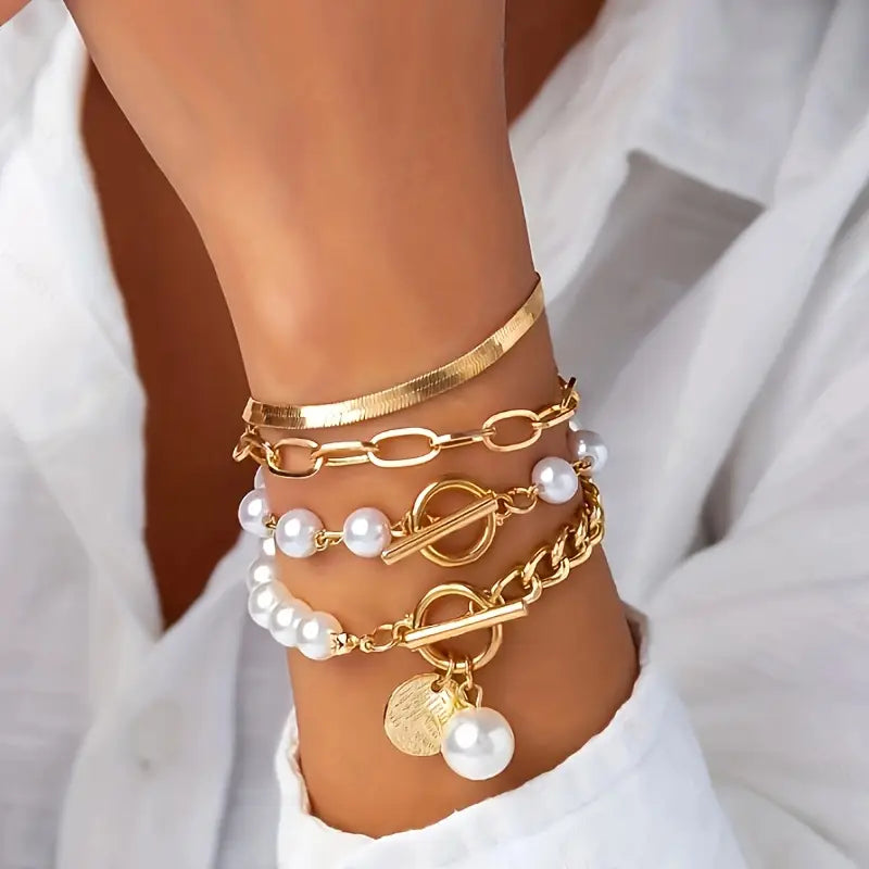 Ensemble luxueux de bracelets en perles superposés