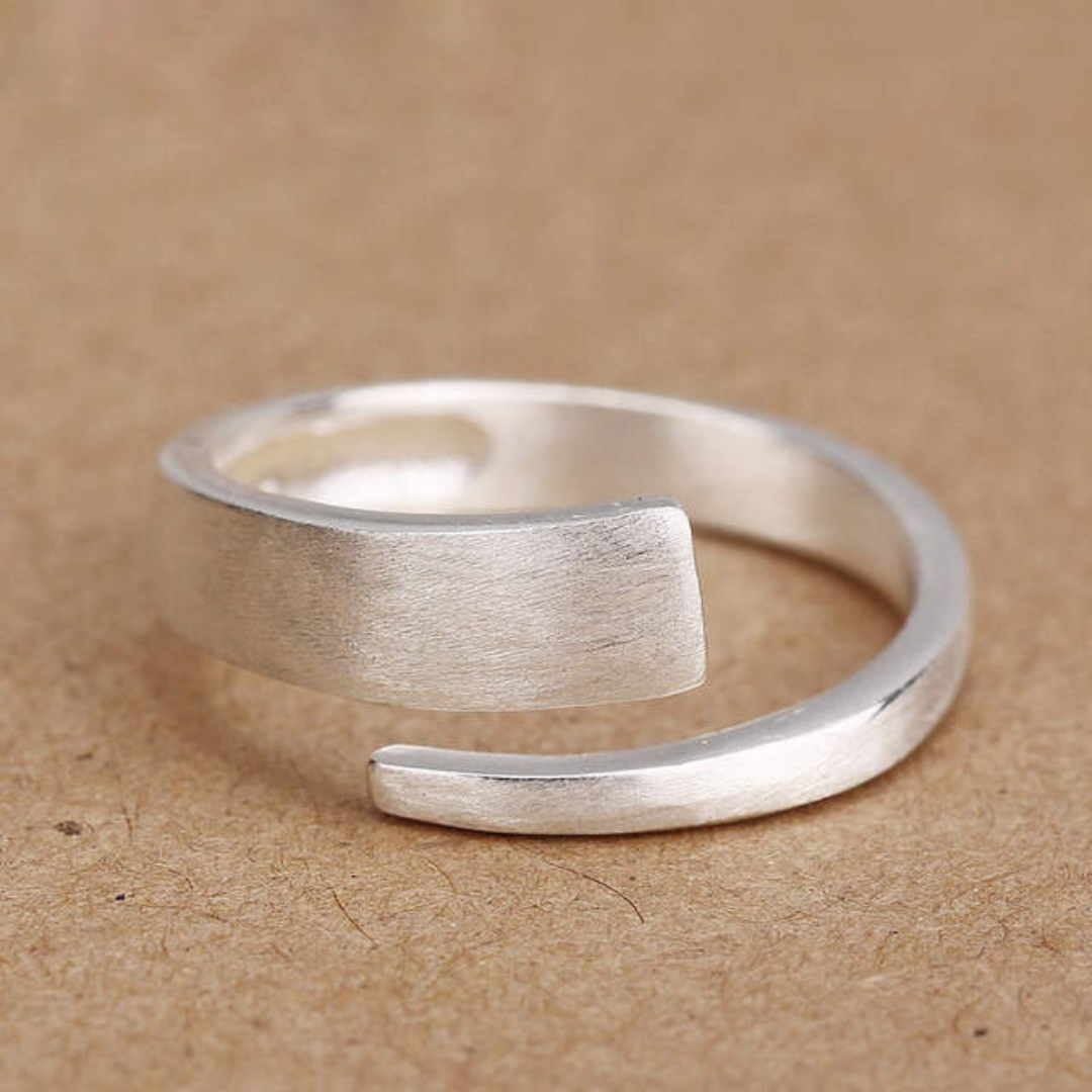 Bague élégante ajustable en argent 925