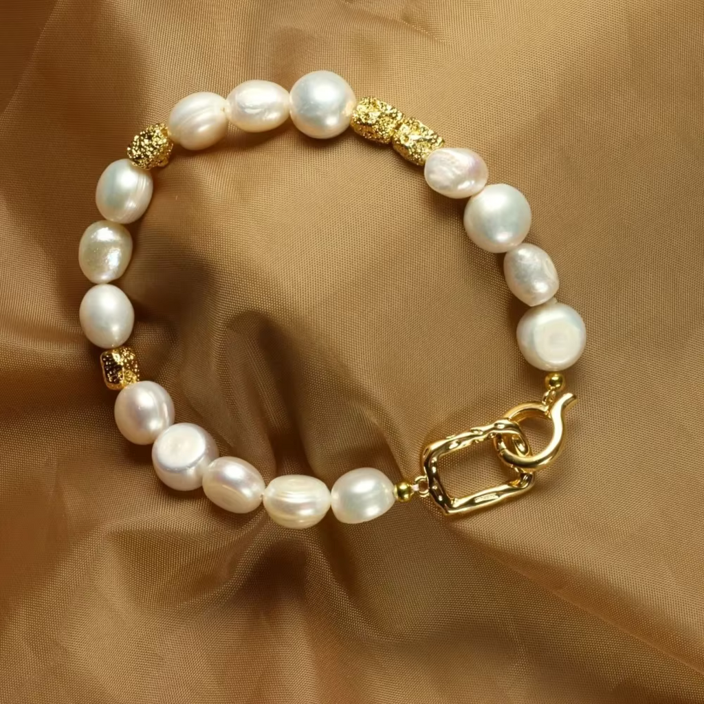 Bracelet élégant en perles baroques