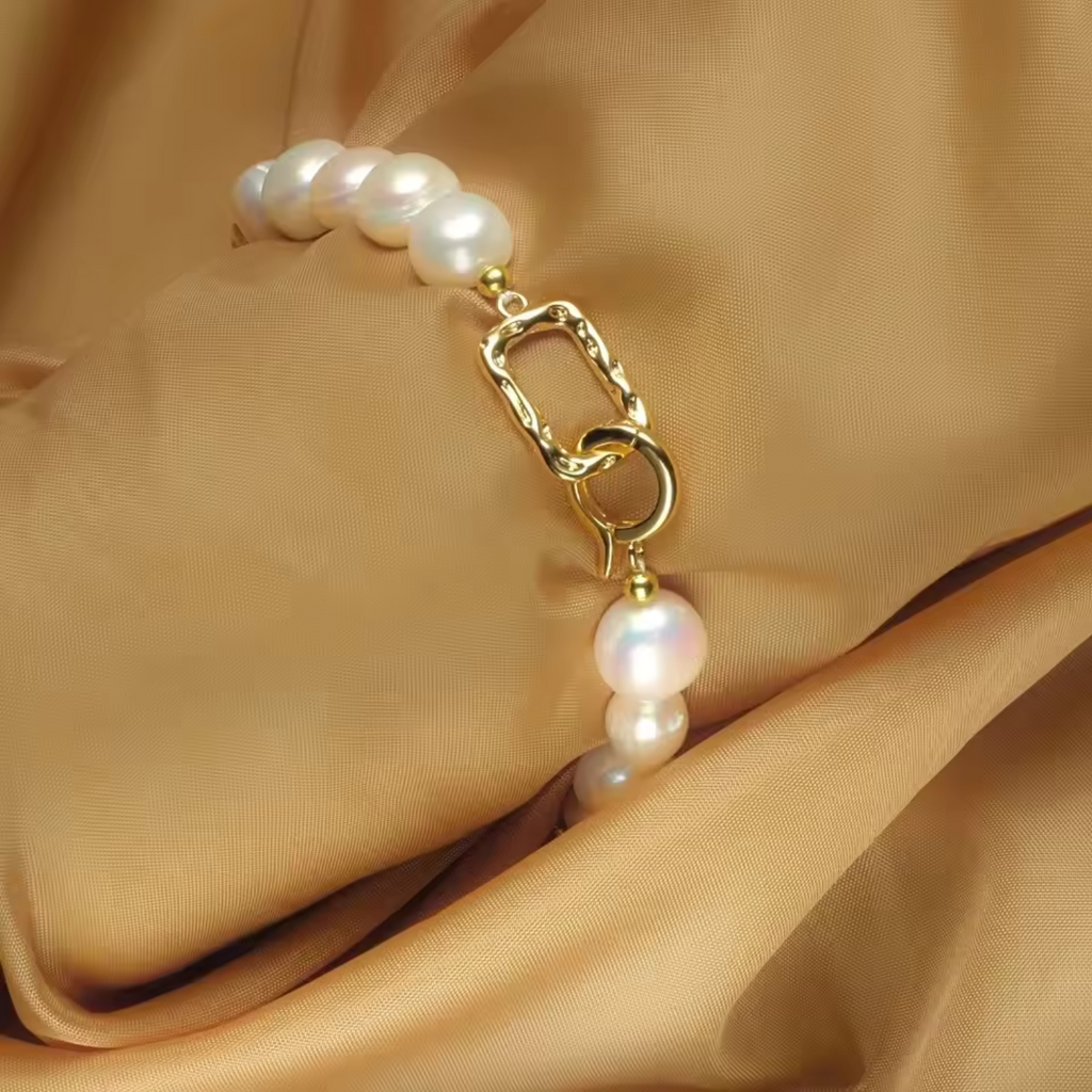 Bracelet élégant en perles baroques
