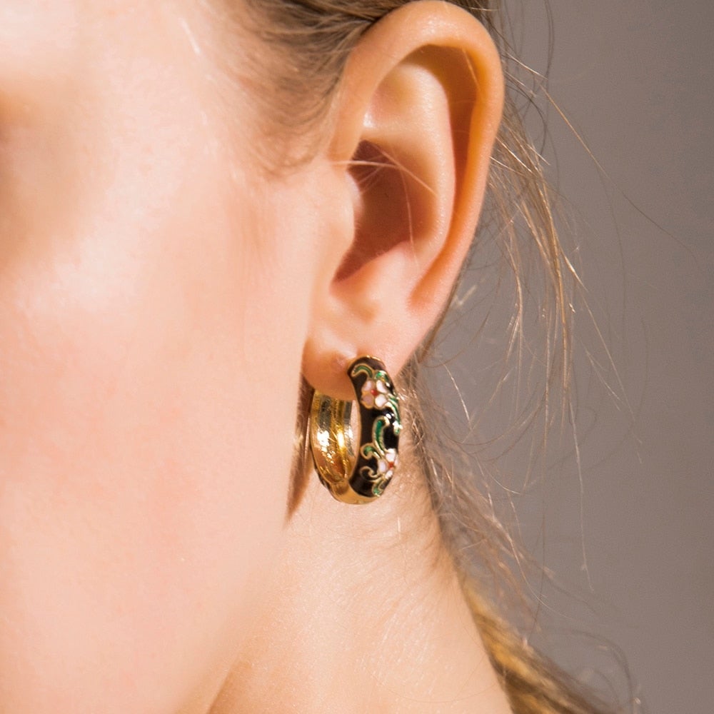 Boucles d'oreilles élégantes à fleurs
