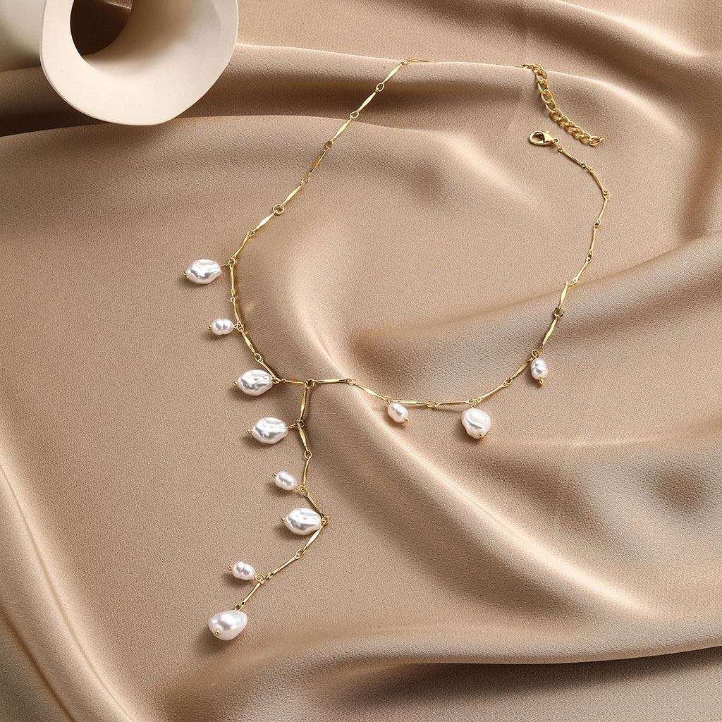 Collier cascade magique de perles