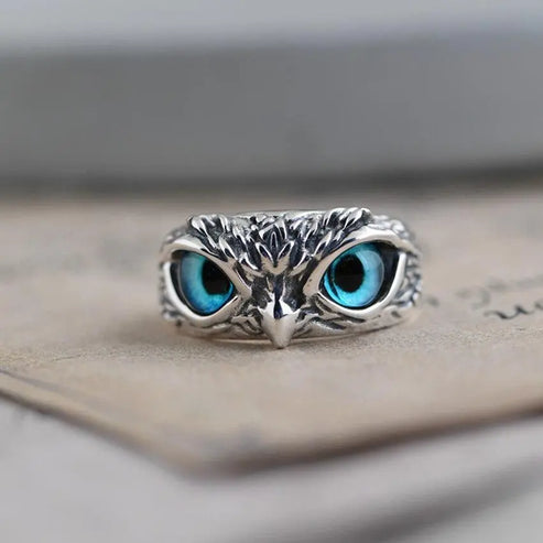 Bague en argent ajustable avec opale et chouette porte-bonheur