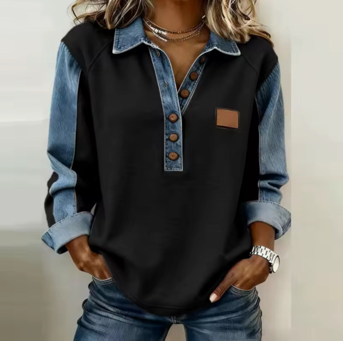 

Voxanne | Pull avec col en jean