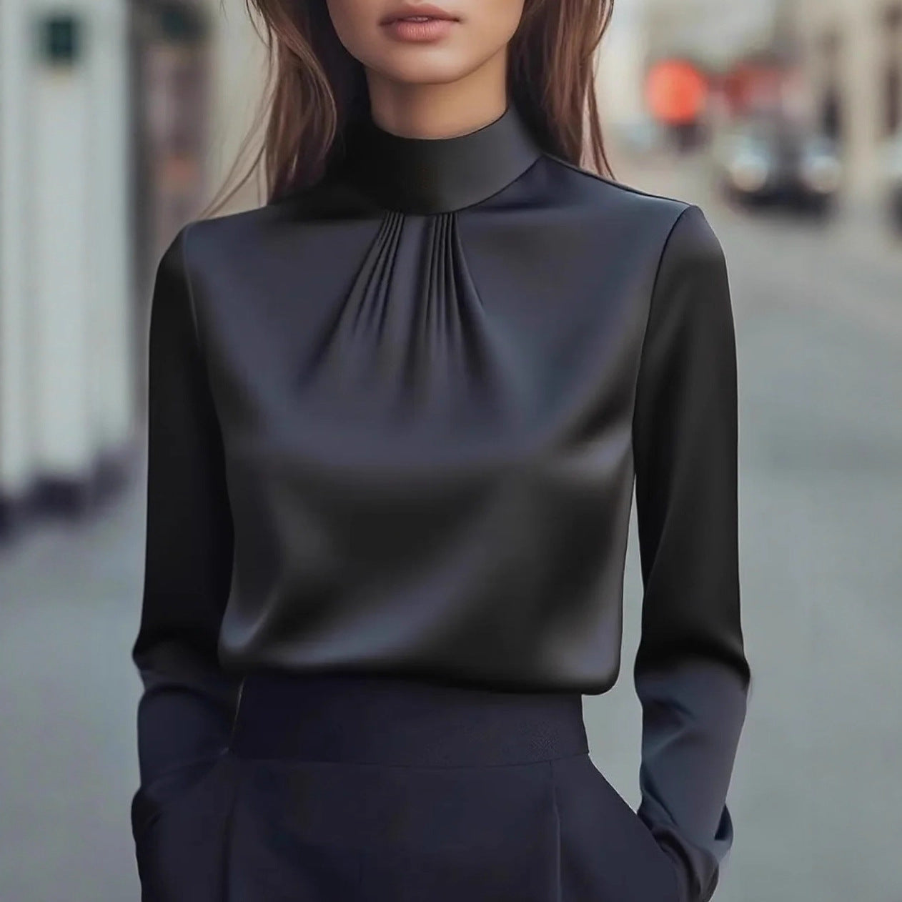 Isabelle Luxe Satin Damenbluse mit Hochkragen