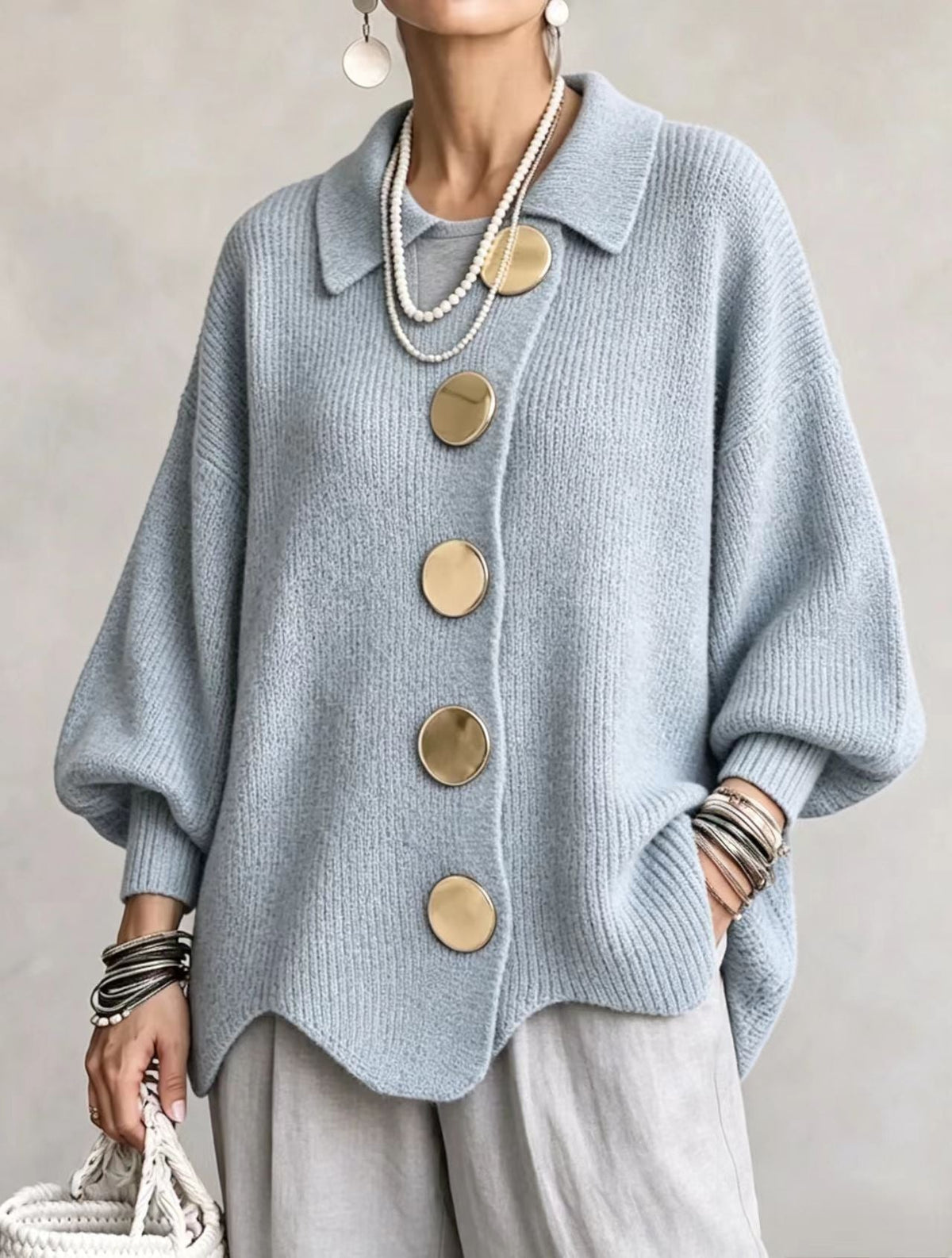 Victoire | Cardigan oversize avec de grands boutons dorés