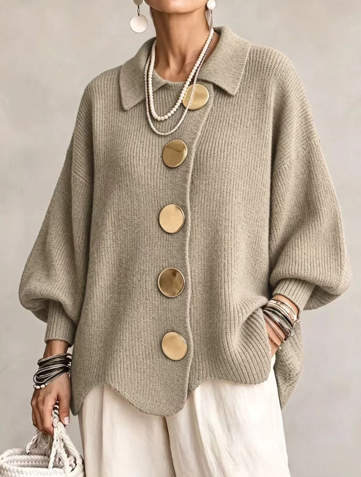 Victoire | Cardigan oversize avec de grands boutons dorés