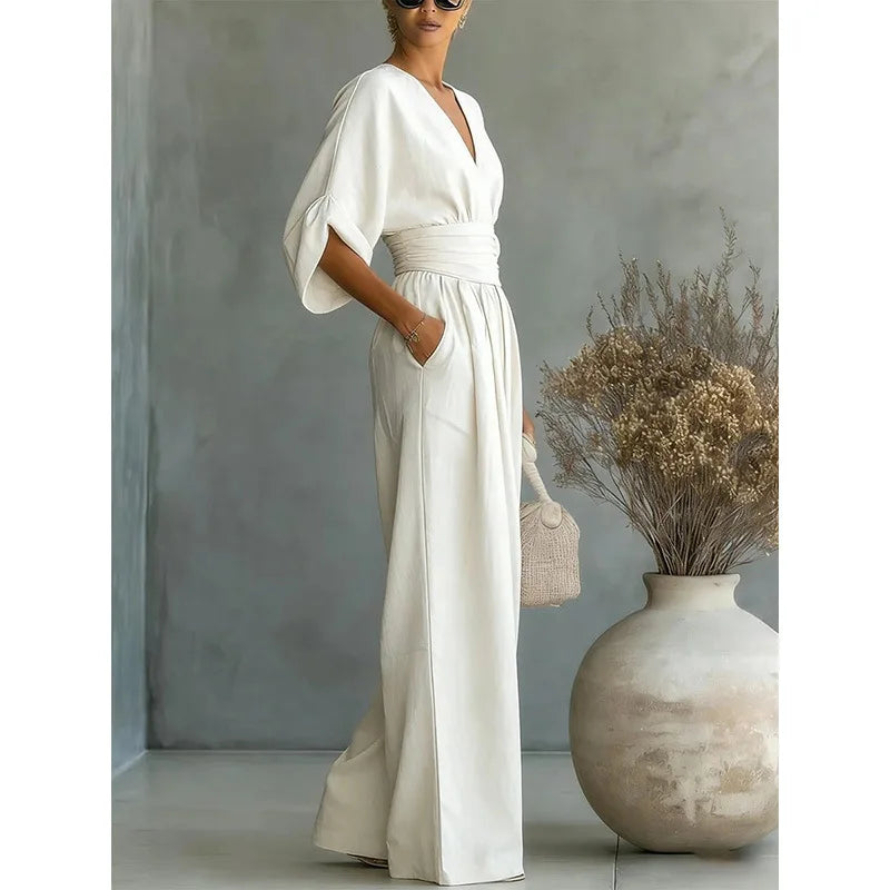 Victoria - Hochtaillierter Jumpsuit mit V-Ausschnitt