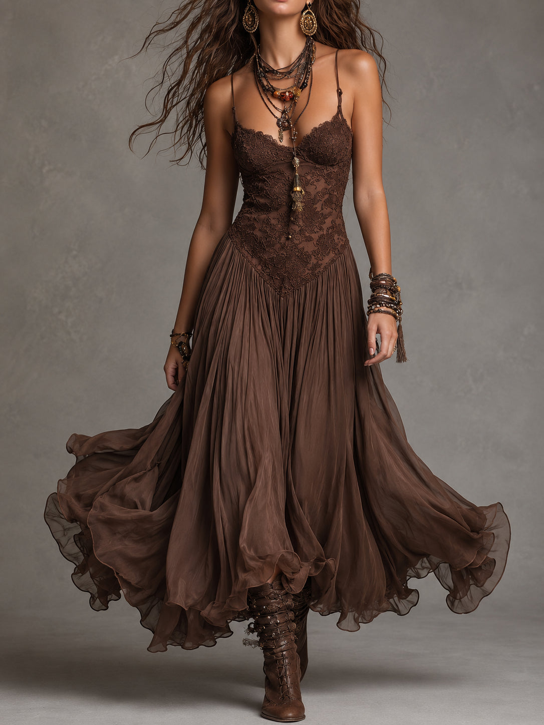 Élise | Robe longue en mousseline et dentelle marron