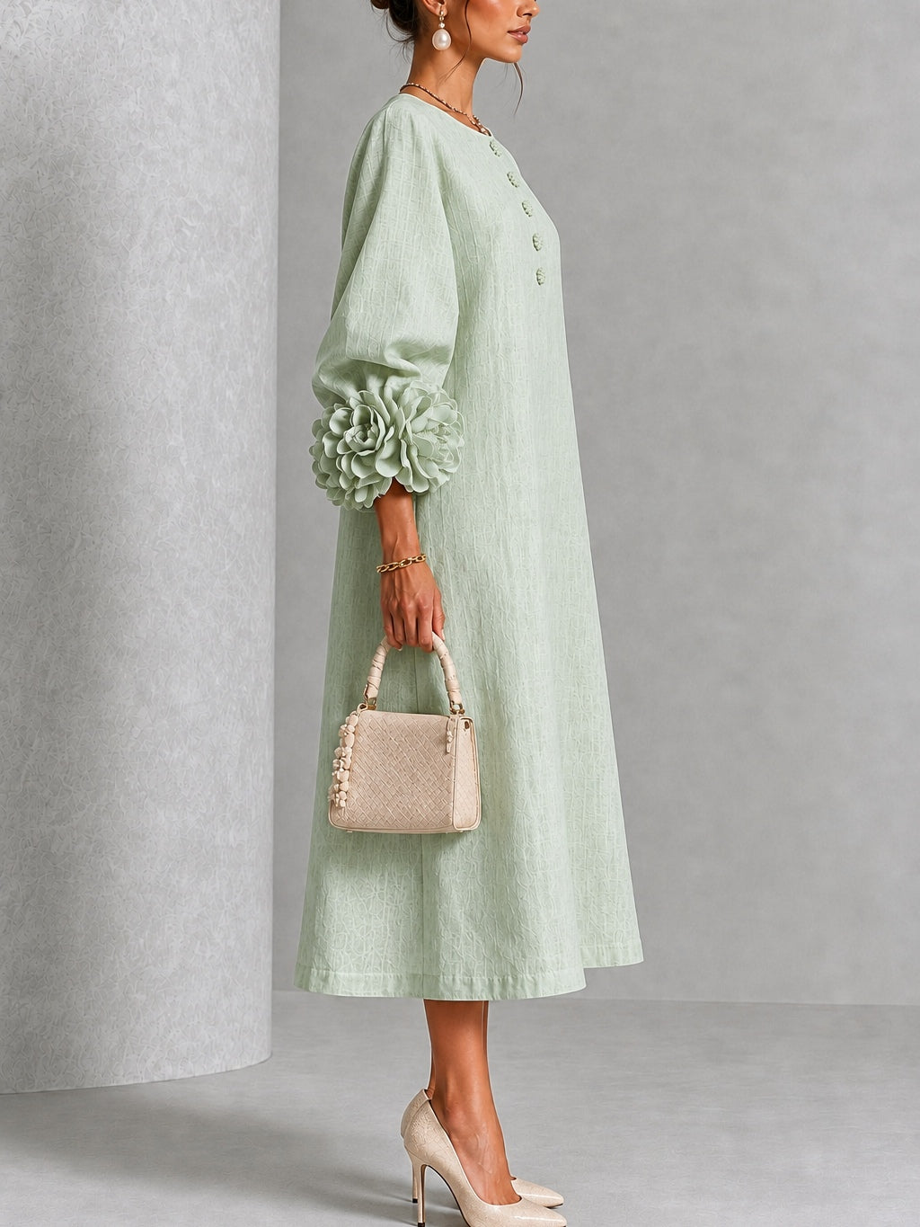 Capucine | Robe midi à manches bouffantes et boutons floraux