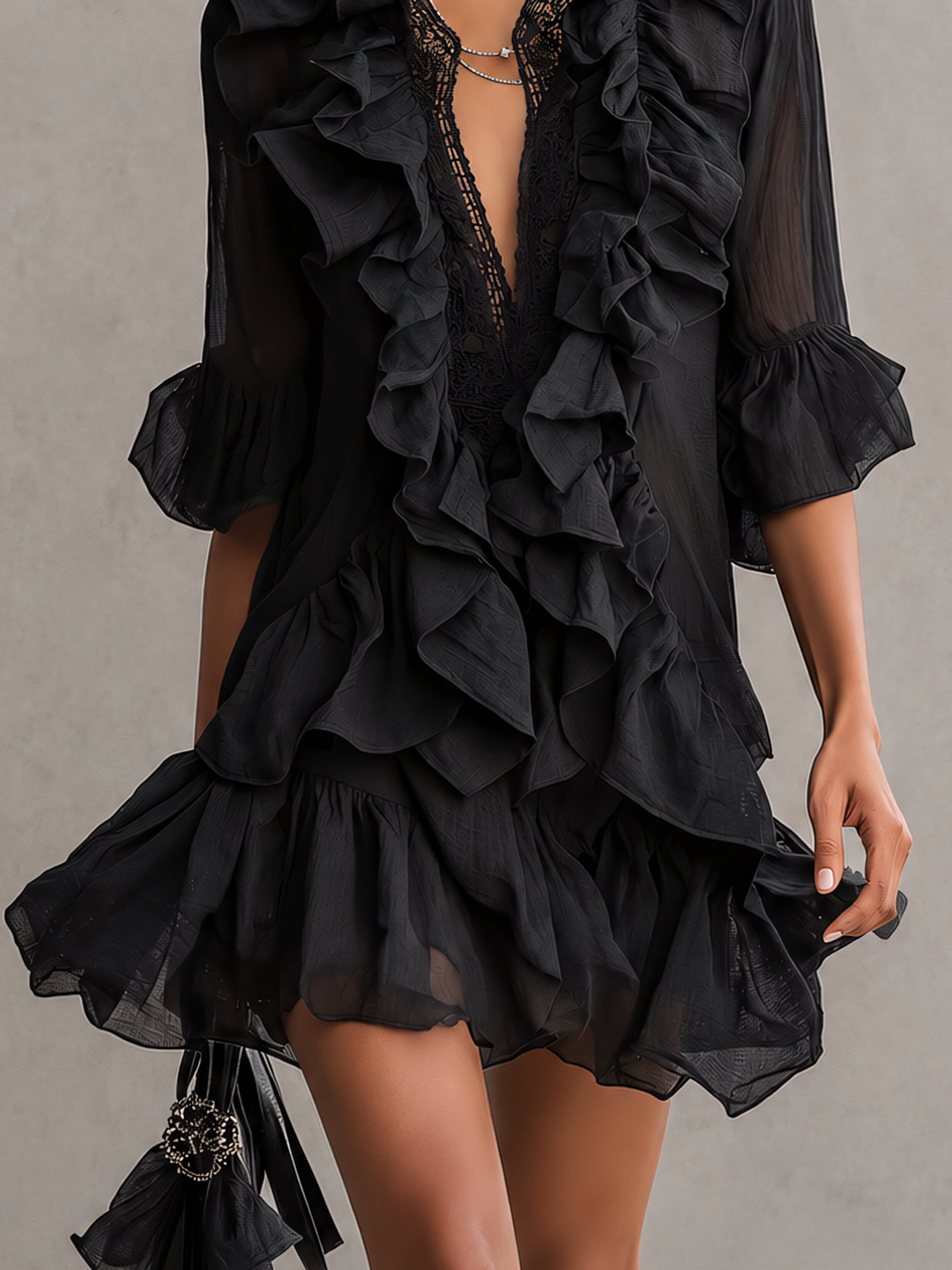 Anaïs | Schwarzes Chiffon-Minikleid mit Rüschen