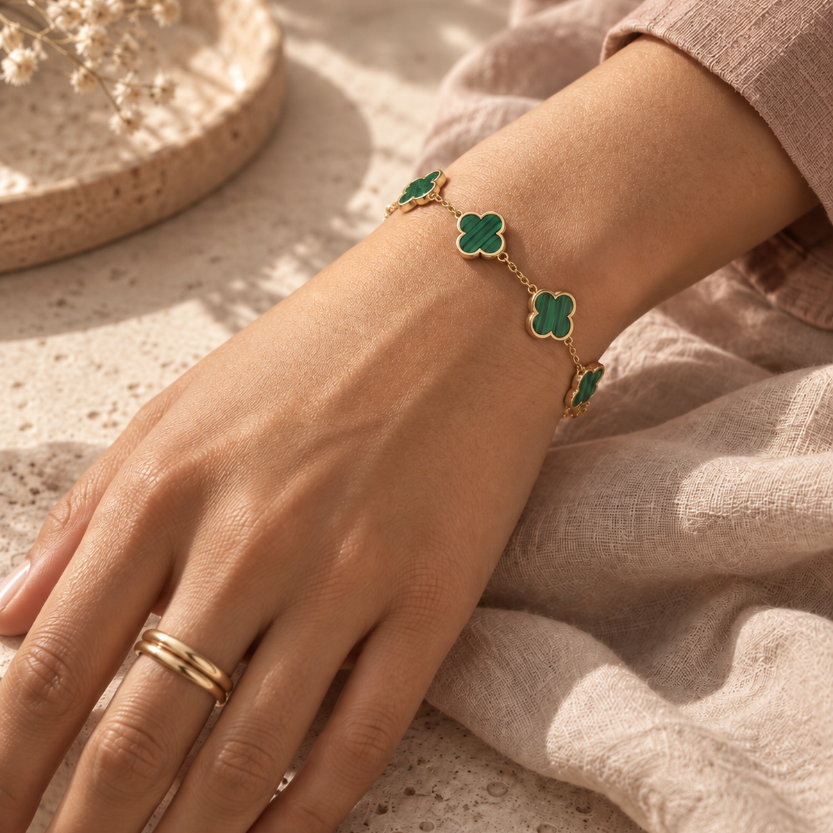 Zaralina™ - Elegantes Armband mit Kleeblatt-Motiv
