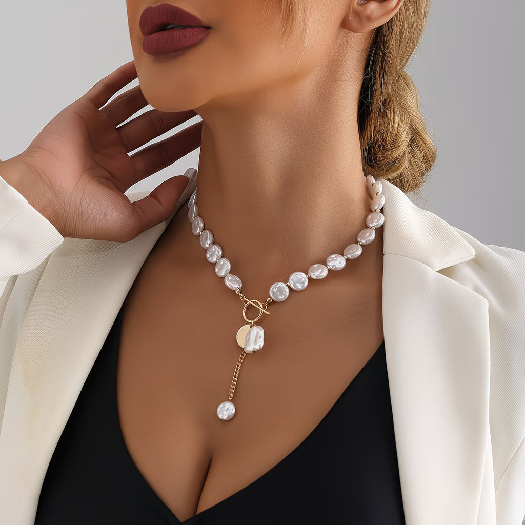 Collier de perles baroques avec fermoir toggle