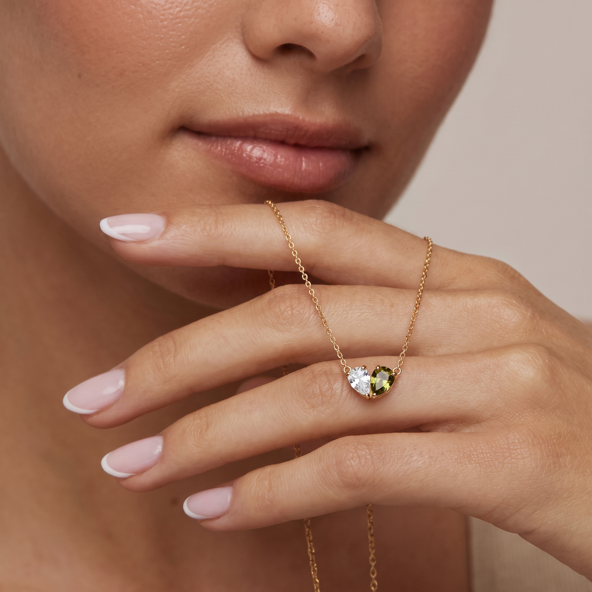 Nelia – Collier cœur avec pierre de naissance