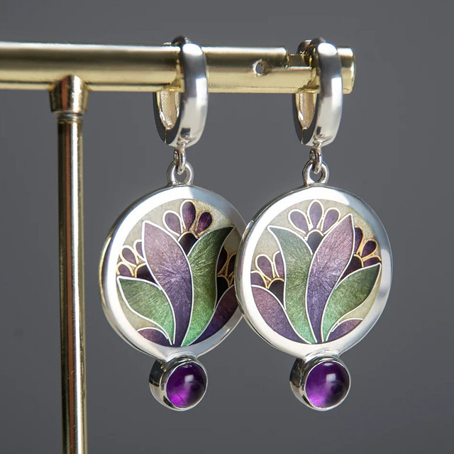 Boucles d'oreilles bohèmes argentées avec cristaux violets