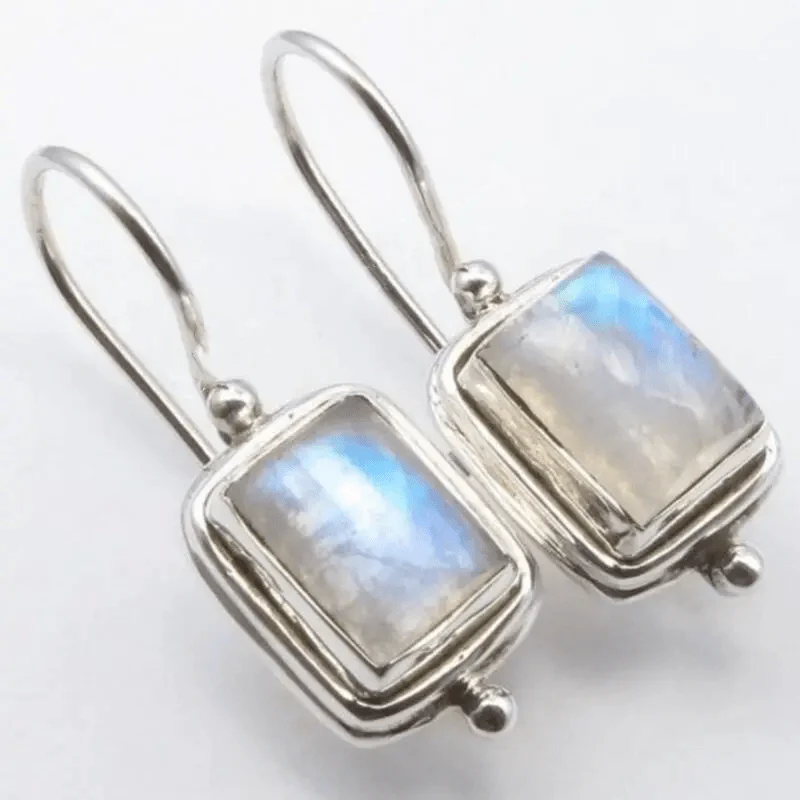 Beatriz - Vintage Ohrringe mit quadratischem Mondstein-Design