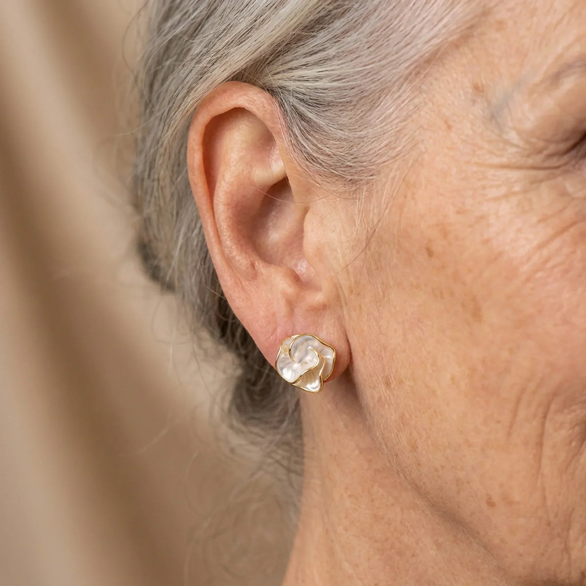 Boucles d'oreilles fleurs de perles