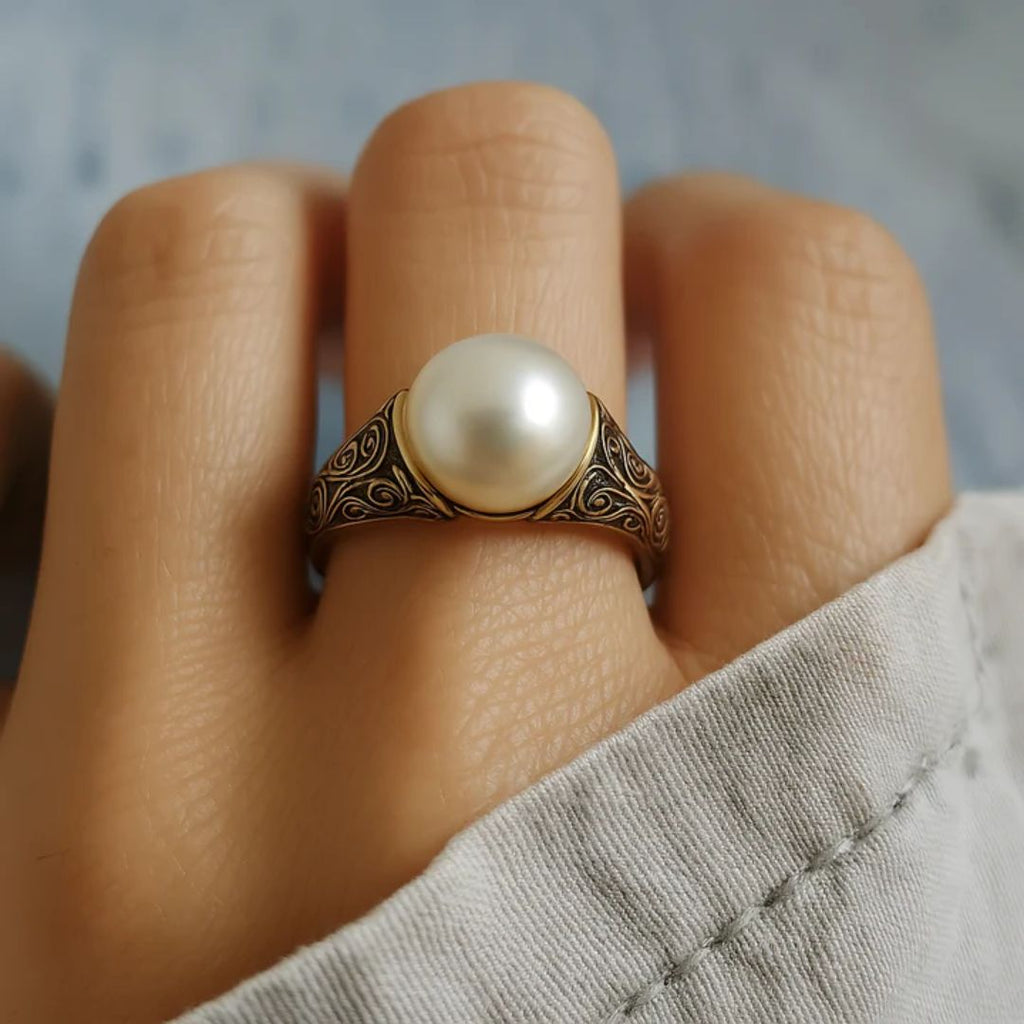 Bague vintage intemporelle en perles et or