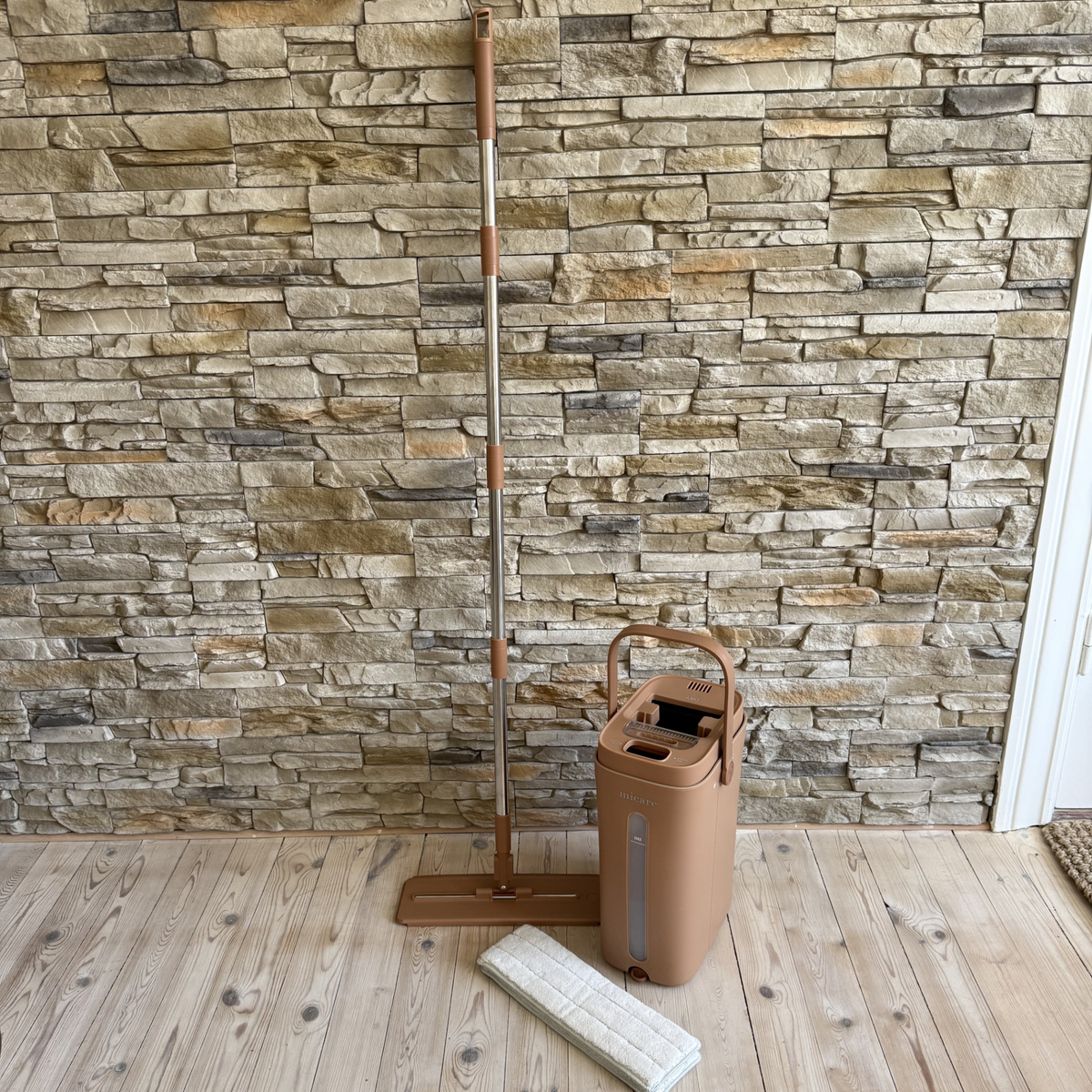 Clean Water Mop™ — La serpillière qui sépare l'eau sale