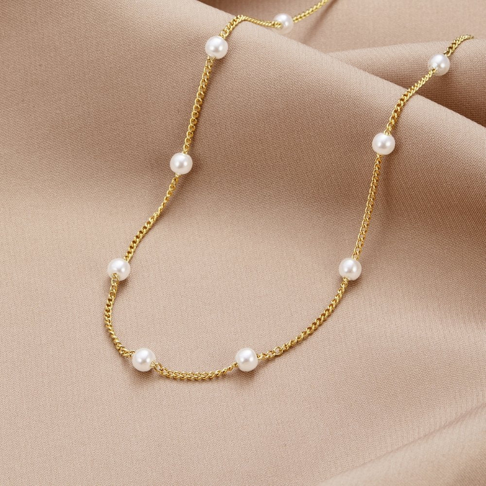 Collier en perles et or intemporel