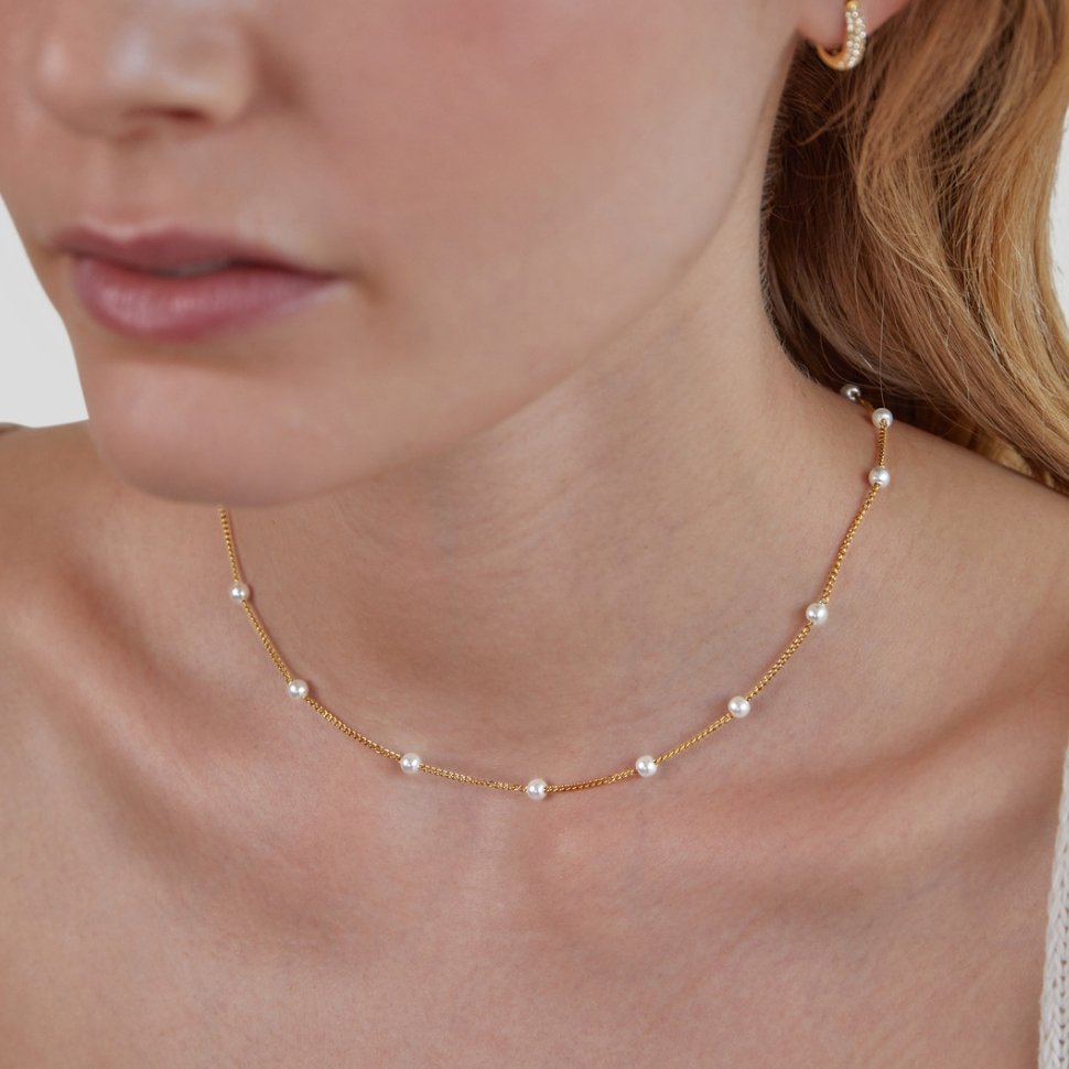 Collier en perles et or intemporel